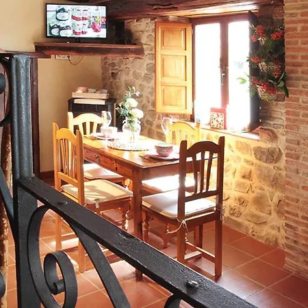Chalet Casa De Piedra Valderrueda