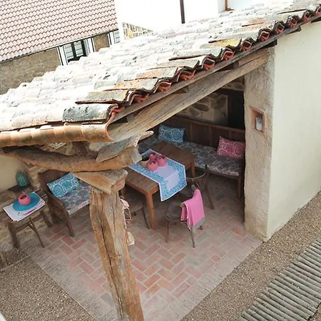 Casa De Piedra Chalet *