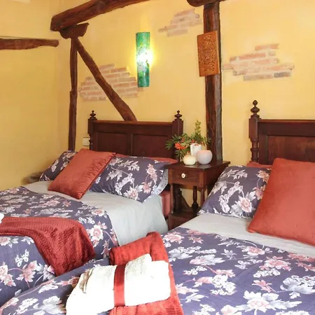 Casa De Piedra Valderrueda