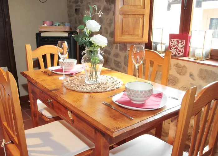 Casa De Piedra Valderrueda